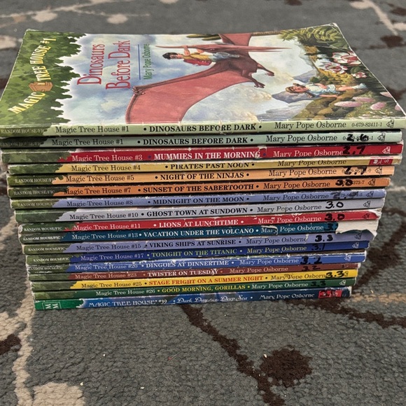 Magic Tree House Paperback Set of 17 Books for Kids - Picture 11 of 13